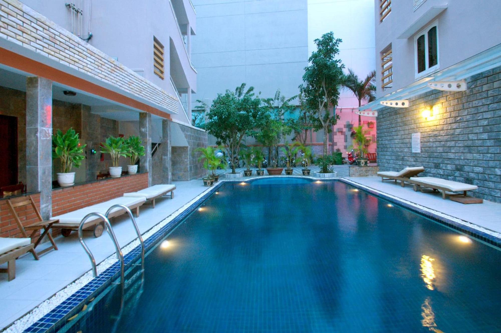 Luxury Nha Trang Hotel Exterior foto