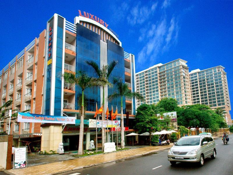 Luxury Nha Trang Hotel Exterior foto